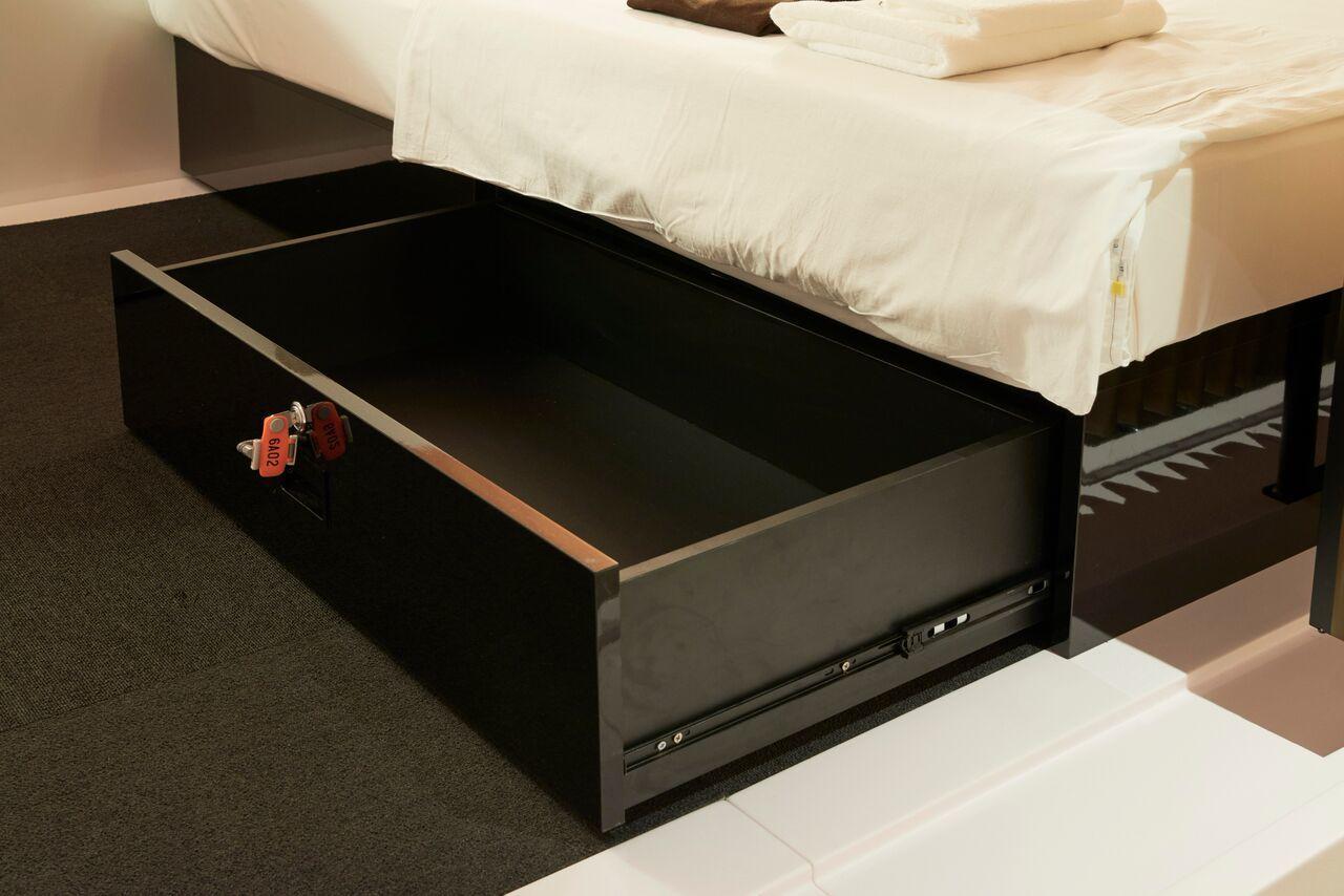 Capsule hotel First Nihonbashi Suitengu *